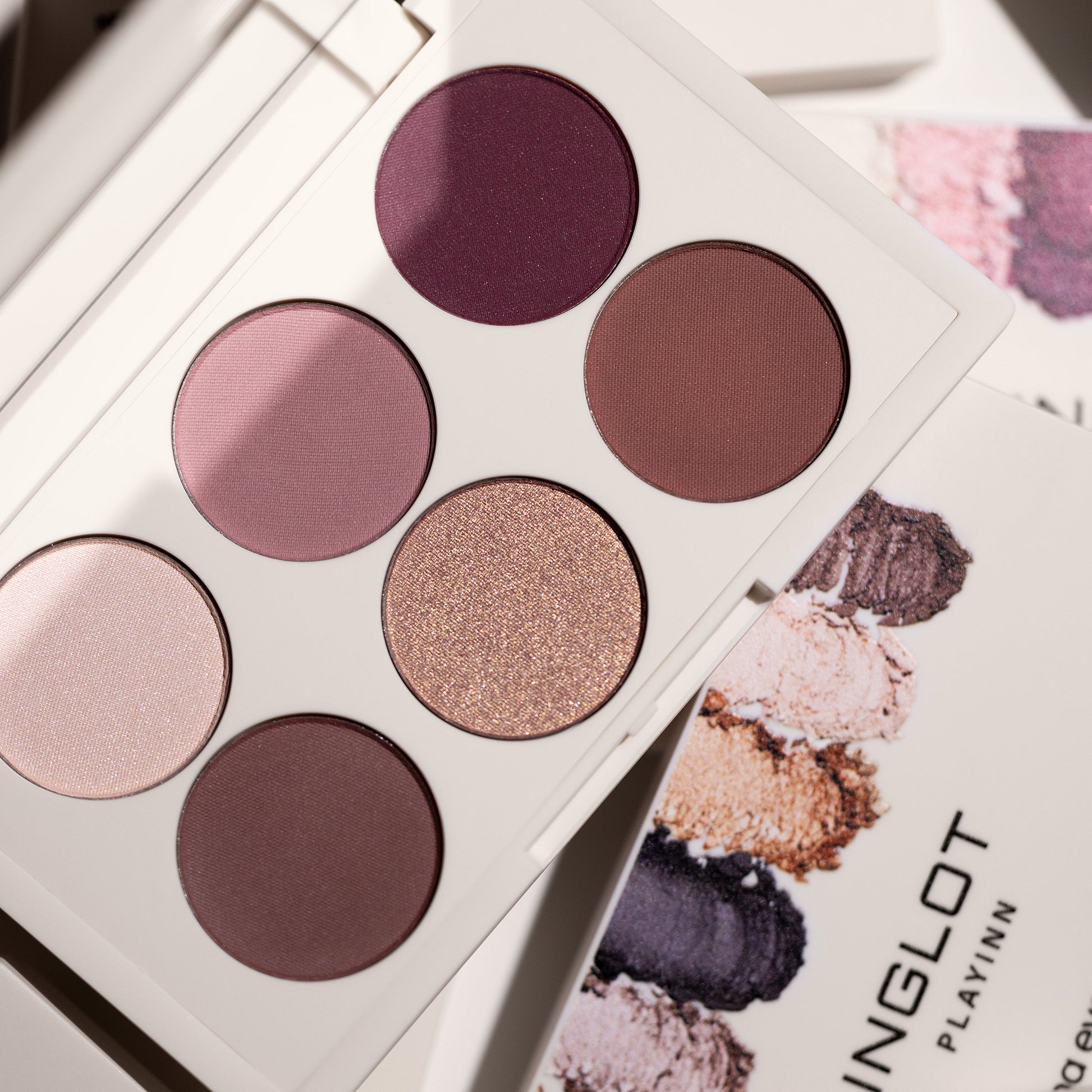 פלטת צלליות – אינגלוט PLAYINN CREACH PEACH EYESHADOW PALETTE WHITE | INGLOT – תמונה 3